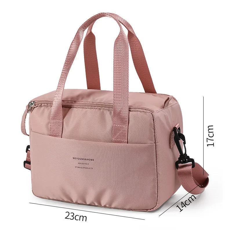 Vital Journey™ Insulated Meal Prep Lunch Bag

Description:

Healthy Meals Made Easier On The Go

Keep your meals organized and fresh wherever your day takes you. The Vital Journey™ Insulated Meal Prep Lunch Bag is designe