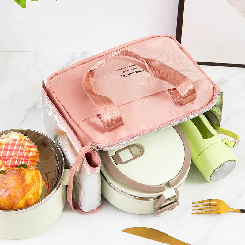 Vital Journey™ Insulated Meal Prep Lunch Bag

Description:

Healthy Meals Made Easier On The Go

Keep your meals organized and fresh wherever your day takes you. The Vital Journey™ Insulated Meal Prep Lunch Bag is designe