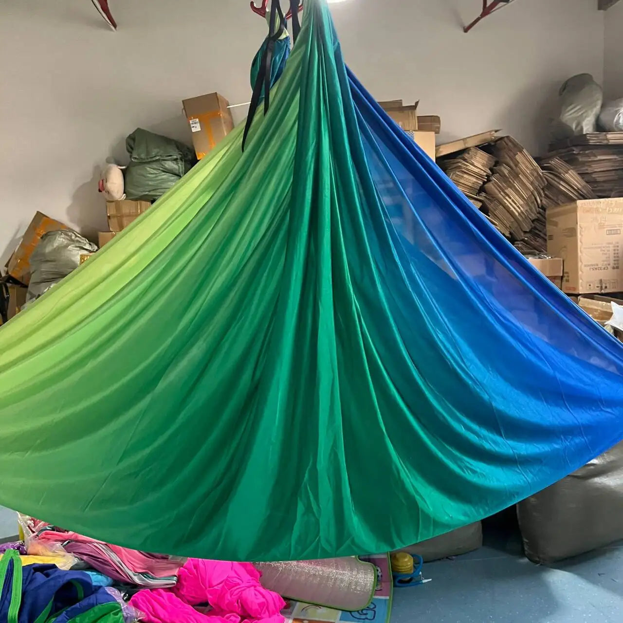Multicolour Yoga hammock Flying Swing 5m fabrics Yoga Belts For the yoga Exercise Air Swing Bed Trapeze Yoga studio